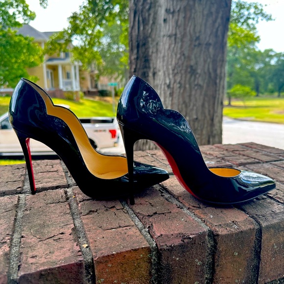 Christian Louboutin size 9 / 39 - Picture 1 of 9